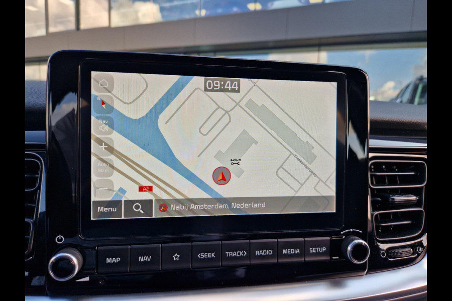 Kia Stonic 1.0 T-GDi MHEV DynamicLine Navi | Clima | Carplay/Android auto | Lichtmetalen velgen | LED | Kia Stonic 1.0 T-GDi MHEV DynamicLine Navi | Clima | Carplay/Android auto | Lichtmetalen velgen | LED |