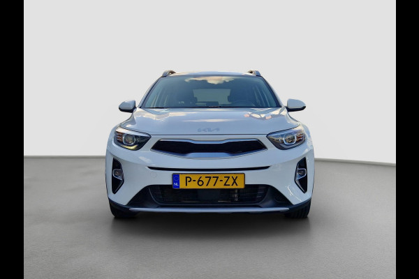 Kia Stonic 1.0 T-GDi MHEV DynamicLine Navi | Clima | Carplay/Android auto | Lichtmetalen velgen | LED | Kia Stonic 1.0 T-GDi MHEV DynamicLine Navi | Clima | Carplay/Android auto | Lichtmetalen velgen | LED |