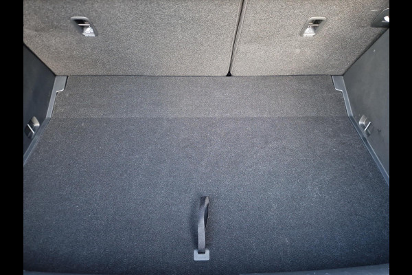 Kia Stonic 1.0 T-GDi MHEV DynamicLine Navi | Clima | Carplay/Android auto | Lichtmetalen velgen | LED | Kia Stonic 1.0 T-GDi MHEV DynamicLine Navi | Clima | Carplay/Android auto | Lichtmetalen velgen | LED |