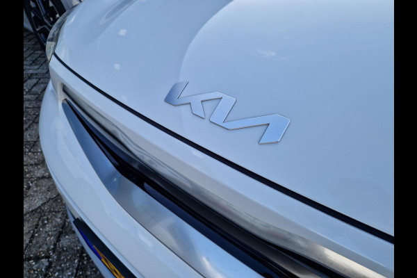 Kia Stonic 1.0 T-GDi MHEV DynamicLine Navi | Clima | Carplay/Android auto | Lichtmetalen velgen | LED | Kia Stonic 1.0 T-GDi MHEV DynamicLine Navi | Clima | Carplay/Android auto | Lichtmetalen velgen | LED |
