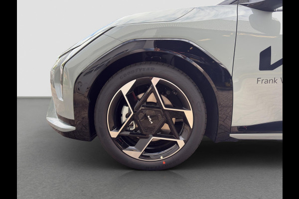 Kia EV4 Fastback GT-PlusLine 81.4 kWh Dodehoekcamera | Stoelventilatie | Pano | 360 Camera | HUD | Kia EV4 Fastback GT-PlusLine 81.4 kWh Dodehoekcamera | Stoelventilatie | Pano | 360 Camera | HUD |