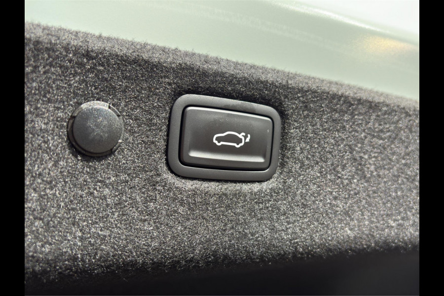 Kia EV4 Fastback GT-PlusLine 81.4 kWh Dodehoekcamera | Stoelventilatie | Pano | 360 Camera | HUD | Kia EV4 Fastback GT-PlusLine 81.4 kWh Dodehoekcamera | Stoelventilatie | Pano | 360 Camera | HUD |