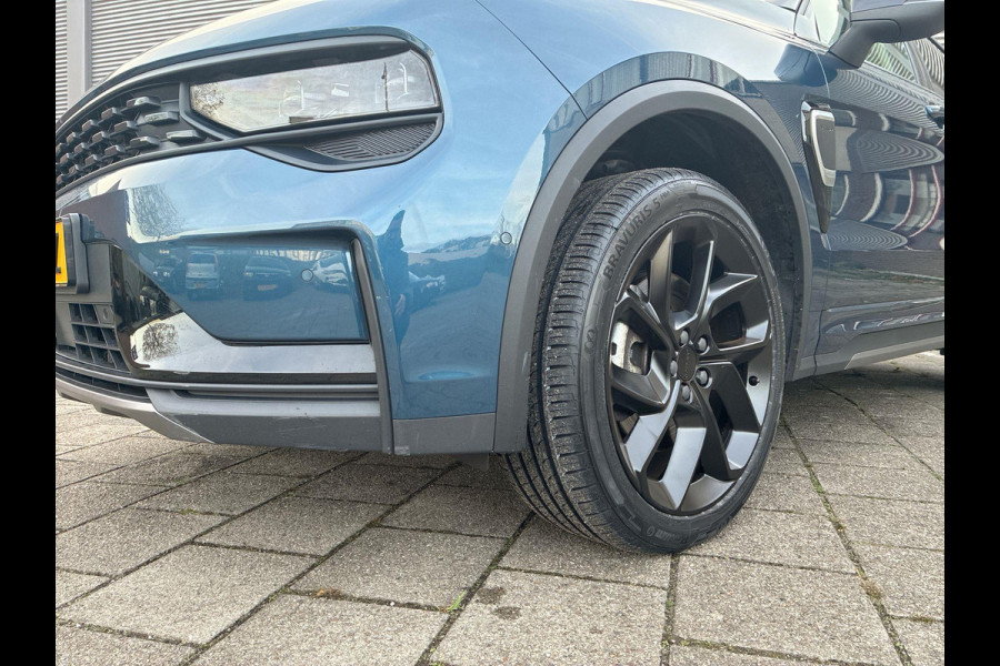 Lynk & Co 01 1.5 Plug in Hybrid Black Line| SkyRoof | Camera | Climate Pack | Pilot Assist | Park Assist | Carplay Android auto Lynk & Co 01 1.5 Plug in Hybrid Black Line| SkyRoof | Camera | Climate Pack | Pilot Assist | Park Assist | Carplay Android auto