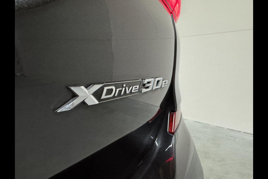 BMW X3 xDrive30e M-Sport Pano Leer Camera HUD Trekh. Sfeer NAP