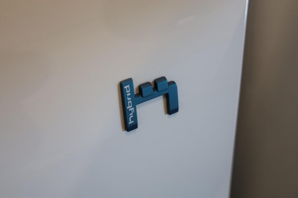 Citroën C5 Aircross 1.6 Plug-in Hybrid 225 Shine 11/2022 NAVI PANO CARPLAY CAMERA V+A PDC CRUISE LEASE v/a € 211,- INRUIL MOGELIJK Citroën C5 Aircross 1.6 Plug-in Hybrid 225 Shine 11/2022 NAVI PANO CARPLAY CAMERA V+A PDC CRUISE LEASE v/a € 211,- INRUIL MOGELIJK