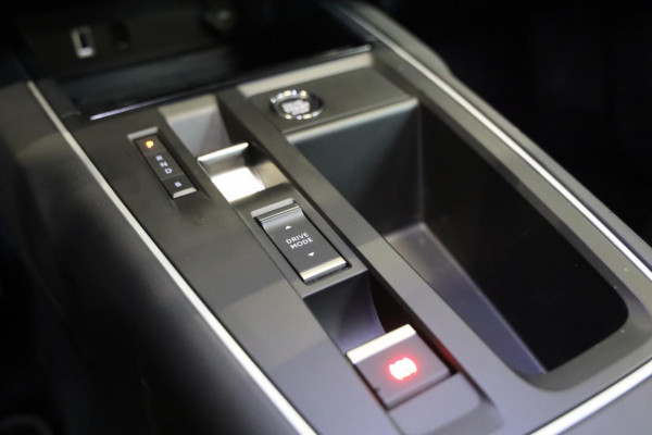 Citroën C5 Aircross 1.6 Plug-in Hybrid 225 Shine 11/2022 NAVI PANO CARPLAY CAMERA V+A PDC CRUISE LEASE v/a € 211,- INRUIL MOGELIJK Citroën C5 Aircross 1.6 Plug-in Hybrid 225 Shine 11/2022 NAVI PANO CARPLAY CAMERA V+A PDC CRUISE LEASE v/a € 211,- INRUIL MOGELIJK