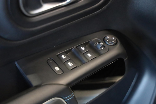 Citroën C5 Aircross 1.6 Plug-in Hybrid 225 Shine 11/2022 NAVI PANO CARPLAY CAMERA V+A PDC CRUISE LEASE v/a € 211,- INRUIL MOGELIJK Citroën C5 Aircross 1.6 Plug-in Hybrid 225 Shine 11/2022 NAVI PANO CARPLAY CAMERA V+A PDC CRUISE LEASE v/a € 211,- INRUIL MOGELIJK