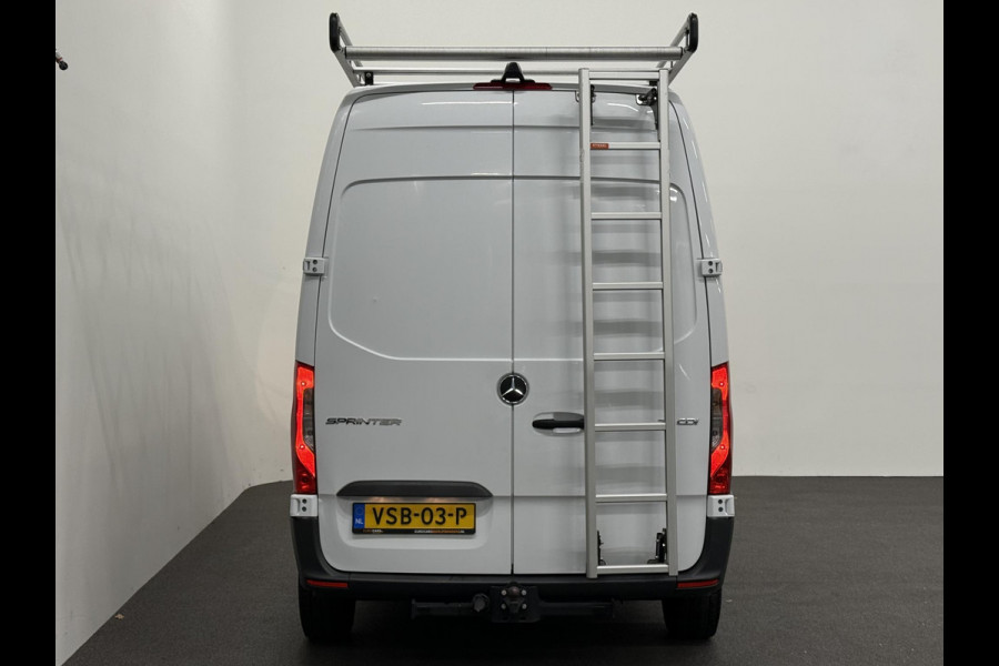 Mercedes-Benz Sprinter L2H2 FWD Automaat Airco Cruise Control Navi Trekhaak Imperiaal Mercedes-Benz Sprinter L2H2 FWD Automaat Airco Cruise Control Navi Trekhaak Imperiaal