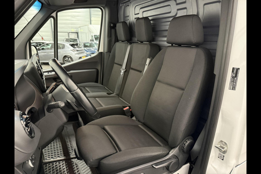 Mercedes-Benz Sprinter L2H2 FWD Automaat Airco Cruise Control Navi Trekhaak Imperiaal Mercedes-Benz Sprinter L2H2 FWD Automaat Airco Cruise Control Navi Trekhaak Imperiaal