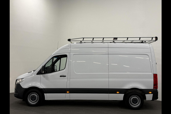 Mercedes-Benz Sprinter L2H2 FWD Automaat Airco Cruise Control Navi Trekhaak Imperiaal Mercedes-Benz Sprinter L2H2 FWD Automaat Airco Cruise Control Navi Trekhaak Imperiaal