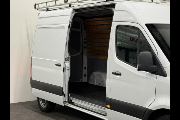 Mercedes-Benz Sprinter L2H2 FWD Automaat Airco Cruise Control Navi Trekhaak Imperiaal Mercedes-Benz Sprinter L2H2 FWD Automaat Airco Cruise Control Navi Trekhaak Imperiaal