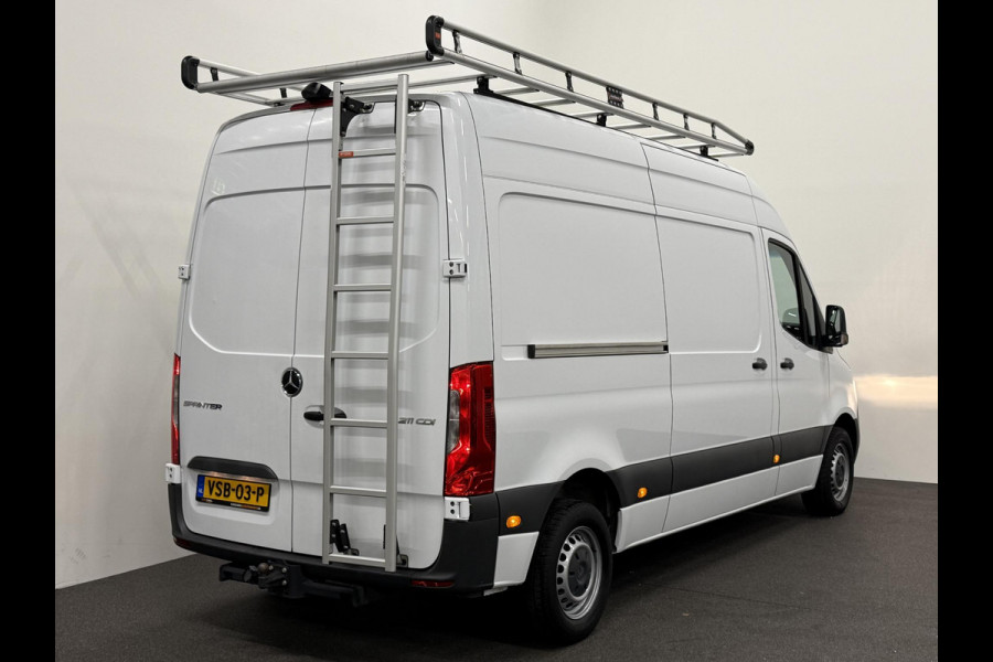 Mercedes-Benz Sprinter L2H2 FWD Automaat Airco Cruise Control Navi Trekhaak Imperiaal Mercedes-Benz Sprinter L2H2 FWD Automaat Airco Cruise Control Navi Trekhaak Imperiaal