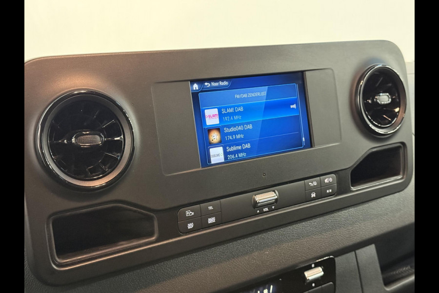 Mercedes-Benz Sprinter L2H2 FWD Automaat Airco Cruise Control Navi Trekhaak Imperiaal Mercedes-Benz Sprinter L2H2 FWD Automaat Airco Cruise Control Navi Trekhaak Imperiaal