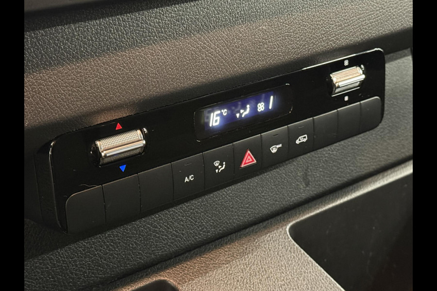 Mercedes-Benz Sprinter L2H2 FWD Automaat Airco Cruise Control Navi Trekhaak Imperiaal Mercedes-Benz Sprinter L2H2 FWD Automaat Airco Cruise Control Navi Trekhaak Imperiaal