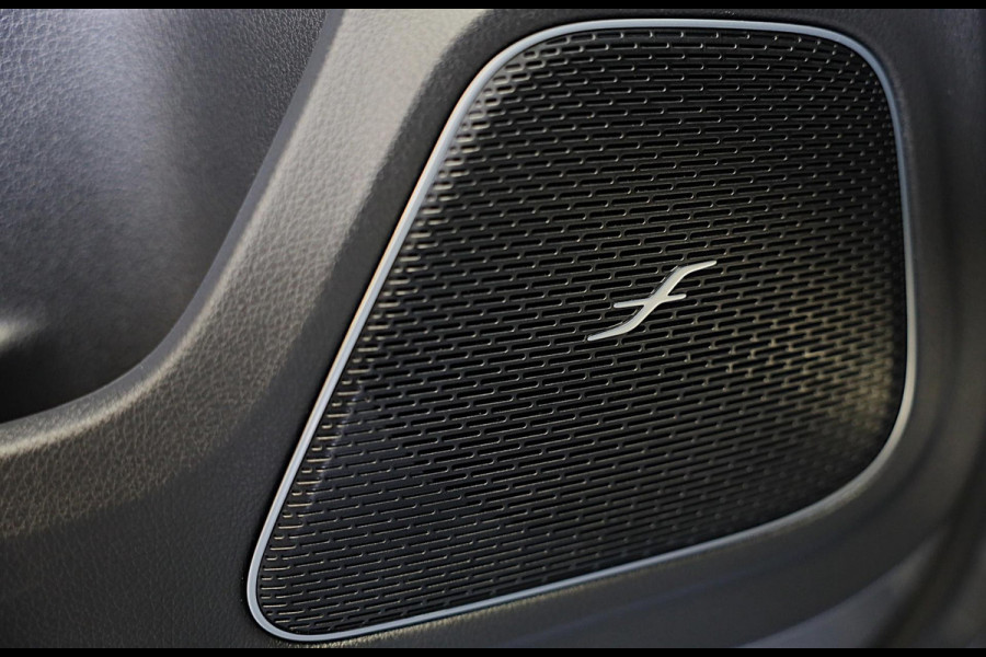 Mercedes-Benz A-Klasse 250 e AMG 45 Look / Memory / Elek Stoelen / Acc / Head Up / 360 Camera / Pano / 19 Inch Mercedes-Benz A-Klasse 250 e AMG 45 Look / Memory / Elek Stoelen / Acc / Head Up / 360 Camera / Pano / 19 Inch