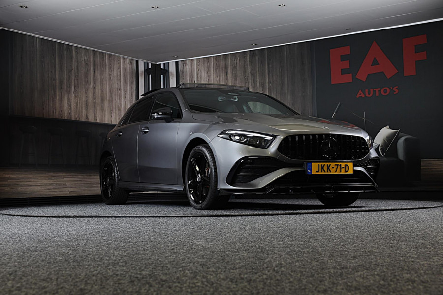 Mercedes-Benz A-Klasse 250 e AMG 45 Look / Memory / Elek Stoelen / Acc / Head Up / 360 Camera / Pano / 19 Inch Mercedes-Benz A-Klasse 250 e AMG 45 Look / Memory / Elek Stoelen / Acc / Head Up / 360 Camera / Pano / 19 Inch
