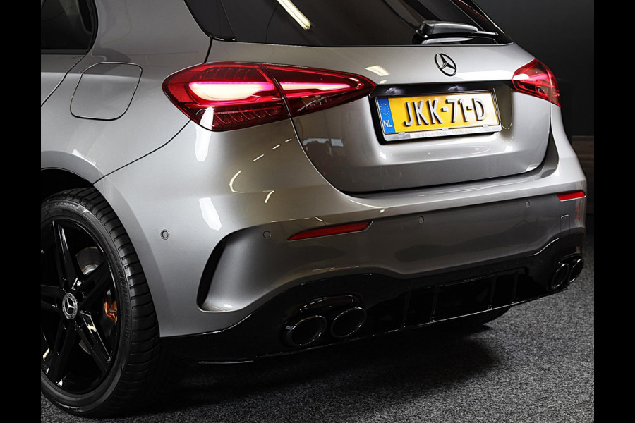 Mercedes-Benz A-Klasse 250 e AMG 45 Look / Memory / Elek Stoelen / Acc / Head Up / 360 Camera / Pano / 19 Inch Mercedes-Benz A-Klasse 250 e AMG 45 Look / Memory / Elek Stoelen / Acc / Head Up / 360 Camera / Pano / 19 Inch