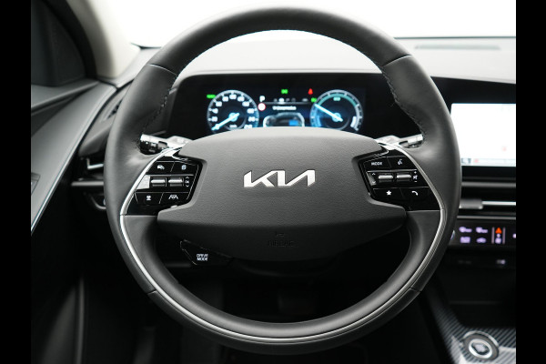 Kia Niro 1.6 GDi DynamicLine Plug In Hybrid 183pk Dealer O.H PHEV | Adaptive Cruise | Widescreen Navi | Camera | Stoelen & Stuur Verwarmd | Apple Carplay | Blis | Keyless | Virtual | Navigatie | DAB | Kia Niro 1.6 GDi DynamicLine Plug In Hybrid 183pk Dealer O.H PHEV | Adaptive Cruise | Widescreen Navi | Camera | Stoelen & Stuur Verwarmd | Apple Carplay | Blis | Keyless | Virtual | Navigatie | DAB |