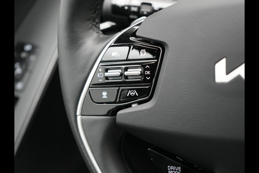Kia Niro 1.6 GDi DynamicLine Plug In Hybrid 183pk Dealer O.H PHEV | Adaptive Cruise | Widescreen Navi | Camera | Stoelen & Stuur Verwarmd | Apple Carplay | Blis | Keyless | Virtual | Navigatie | DAB | Kia Niro 1.6 GDi DynamicLine Plug In Hybrid 183pk Dealer O.H PHEV | Adaptive Cruise | Widescreen Navi | Camera | Stoelen & Stuur Verwarmd | Apple Carplay | Blis | Keyless | Virtual | Navigatie | DAB |