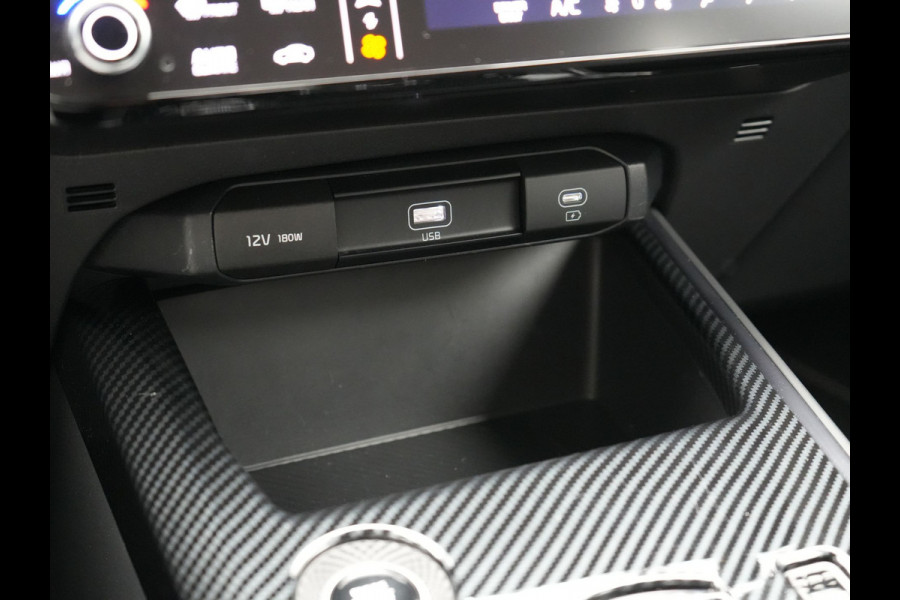 Kia Niro 1.6 GDi DynamicLine Plug In Hybrid 183pk Dealer O.H PHEV | Adaptive Cruise | Widescreen Navi | Camera | Stoelen & Stuur Verwarmd | Apple Carplay | Blis | Keyless | Virtual | Navigatie | DAB | Kia Niro 1.6 GDi DynamicLine Plug In Hybrid 183pk Dealer O.H PHEV | Adaptive Cruise | Widescreen Navi | Camera | Stoelen & Stuur Verwarmd | Apple Carplay | Blis | Keyless | Virtual | Navigatie | DAB |