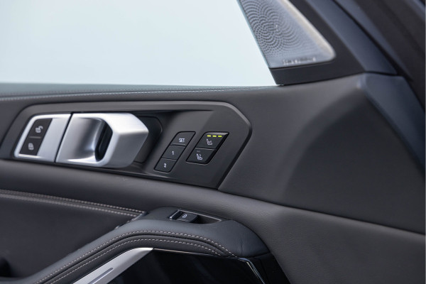 BMW X5 xDrive30d High Exe. M-pakket Bowers&Wilkens HuD 22'' Standkachel Pano BMW X5 xDrive30d High Exe. M-pakket Bowers&Wilkens HuD 22'' Standkachel Pano