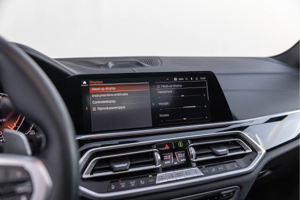 BMW X5 xDrive30d High Exe. M-pakket Bowers&Wilkens HuD 22'' Standkachel Pano BMW X5 xDrive30d High Exe. M-pakket Bowers&Wilkens HuD 22'' Standkachel Pano