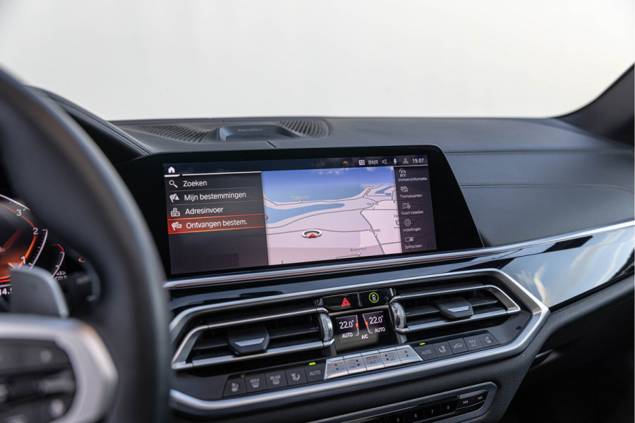 BMW X5 xDrive30d High Exe. M-pakket Bowers&Wilkens HuD 22'' Standkachel Pano BMW X5 xDrive30d High Exe. M-pakket Bowers&Wilkens HuD 22'' Standkachel Pano