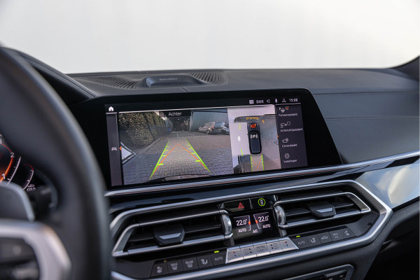 BMW X5 xDrive30d High Exe. M-pakket Bowers&Wilkens HuD 22'' Standkachel Pano BMW X5 xDrive30d High Exe. M-pakket Bowers&Wilkens HuD 22'' Standkachel Pano