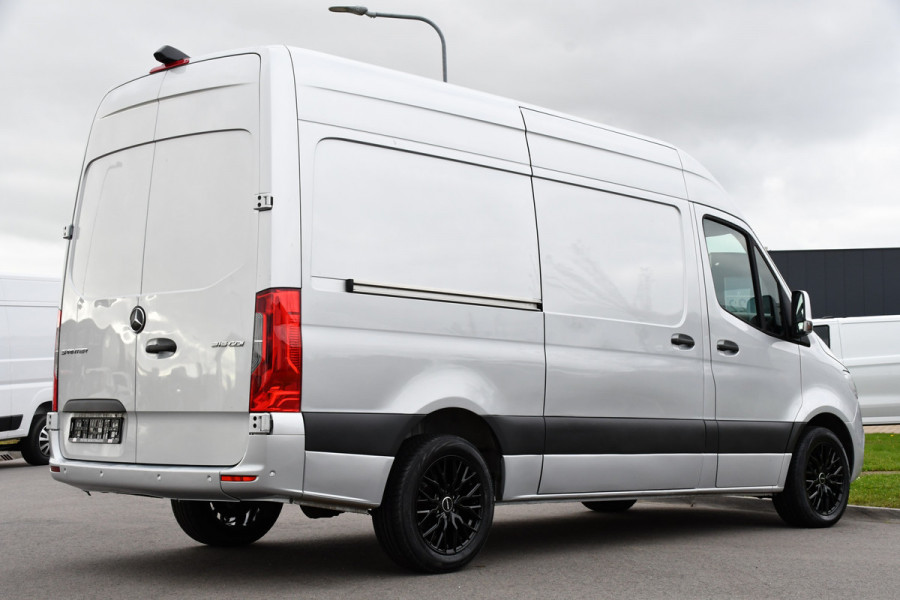 Mercedes-Benz Sprinter 315 1.9 CDI L2H2 RWD PB Edition Camera, Carplay, Dodehoek, 150pk, Automaat, Multimedia, Sensoren, Uniek! Mercedes-Benz Sprinter 315 1.9 CDI L2H2 RWD PB Edition Camera, Carplay, Dodehoek, 150pk, Automaat, Multimedia, Sensoren, Uniek!