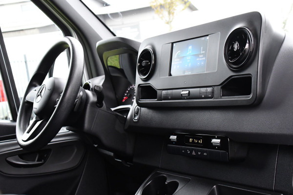 Mercedes-Benz Sprinter 315 1.9 CDI L2H2 RWD PB Edition Camera, Carplay, Dodehoek, 150pk, Automaat, Multimedia, Sensoren, Uniek! Mercedes-Benz Sprinter 315 1.9 CDI L2H2 RWD PB Edition Camera, Carplay, Dodehoek, 150pk, Automaat, Multimedia, Sensoren, Uniek!
