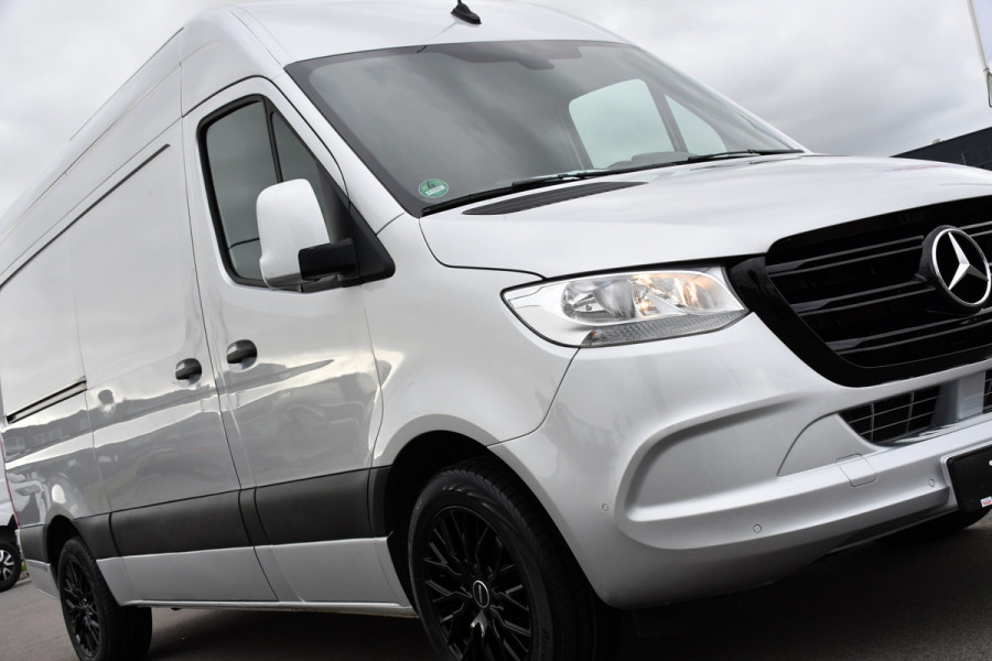 Mercedes-Benz Sprinter 315 1.9 CDI L2H2 RWD PB Edition Camera, Carplay, Dodehoek, 150pk, Automaat, Multimedia, Sensoren, Uniek! Mercedes-Benz Sprinter 315 1.9 CDI L2H2 RWD PB Edition Camera, Carplay, Dodehoek, 150pk, Automaat, Multimedia, Sensoren, Uniek!