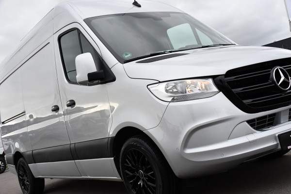 Mercedes-Benz Sprinter 315 1.9 CDI L2H2 RWD PB Edition Camera, Carplay, Dodehoek, 150pk, Automaat, Multimedia, Sensoren, Uniek! Mercedes-Benz Sprinter 315 1.9 CDI L2H2 RWD PB Edition Camera, Carplay, Dodehoek, 150pk, Automaat, Multimedia, Sensoren, Uniek!