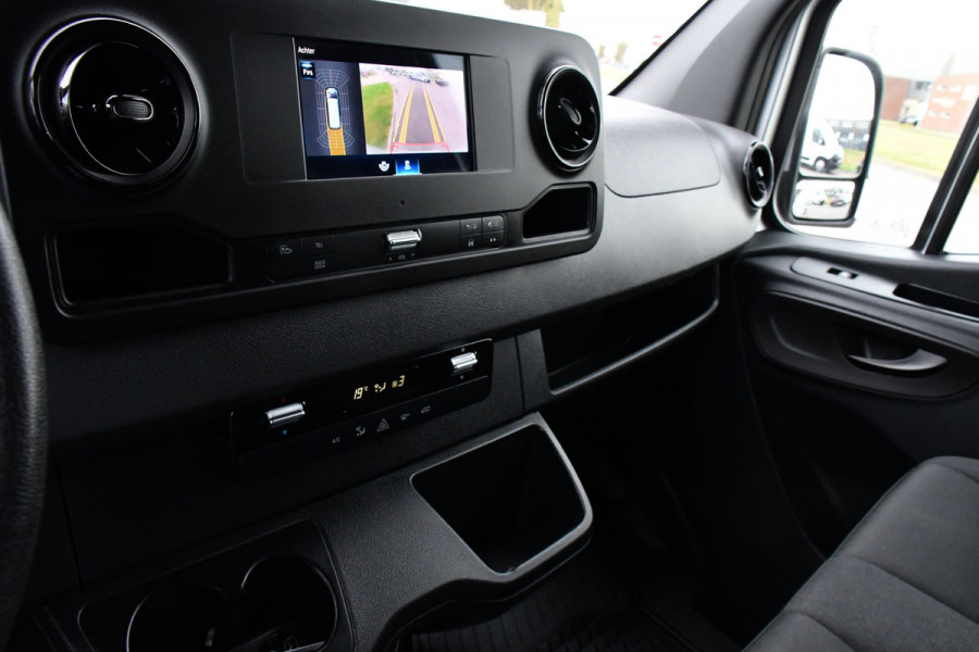 Mercedes-Benz Sprinter 315 1.9 CDI L2H2 RWD PB Edition Camera, Carplay, Dodehoek, 150pk, Automaat, Multimedia, Sensoren, Uniek! Mercedes-Benz Sprinter 315 1.9 CDI L2H2 RWD PB Edition Camera, Carplay, Dodehoek, 150pk, Automaat, Multimedia, Sensoren, Uniek!