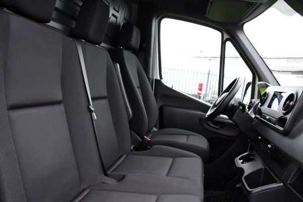 Mercedes-Benz Sprinter 315 1.9 CDI L2H2 RWD PB Edition Camera, Carplay, Dodehoek, 150pk, Automaat, Multimedia, Sensoren, Uniek! Mercedes-Benz Sprinter 315 1.9 CDI L2H2 RWD PB Edition Camera, Carplay, Dodehoek, 150pk, Automaat, Multimedia, Sensoren, Uniek!
