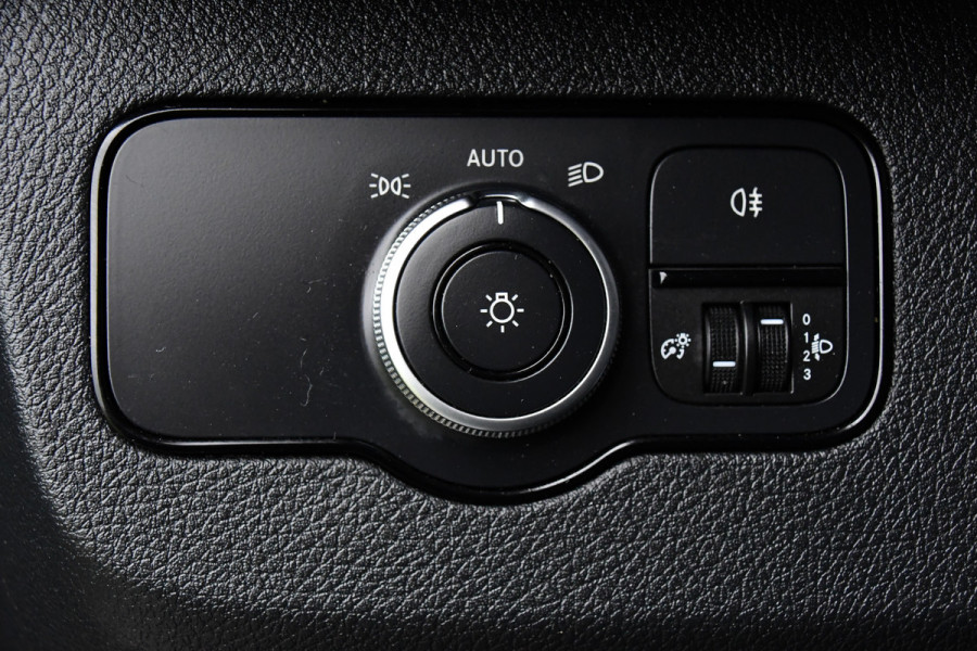 Mercedes-Benz Sprinter 315 1.9 CDI L2H2 RWD PB Edition Camera, Carplay, Dodehoek, 150pk, Automaat, Multimedia, Sensoren, Uniek! Mercedes-Benz Sprinter 315 1.9 CDI L2H2 RWD PB Edition Camera, Carplay, Dodehoek, 150pk, Automaat, Multimedia, Sensoren, Uniek!