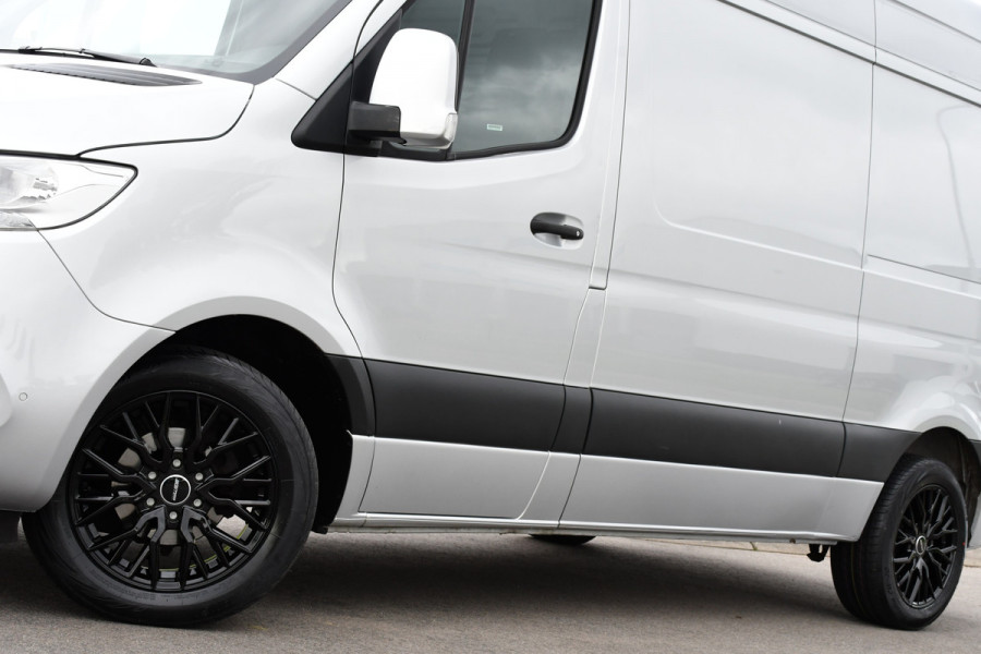 Mercedes-Benz Sprinter 315 1.9 CDI L2H2 RWD PB Edition Camera, Carplay, Dodehoek, 150pk, Automaat, Multimedia, Sensoren, Uniek! Mercedes-Benz Sprinter 315 1.9 CDI L2H2 RWD PB Edition Camera, Carplay, Dodehoek, 150pk, Automaat, Multimedia, Sensoren, Uniek!