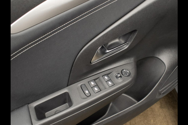 Opel CORSA-E GS Line 50 kWh Sport (APPLE CARPLAY,NAVI,DIGITALE COCKPIT,CRUISE,SPORTSTOELEN,CAMERA,GETINT,NETTESTAAT) Opel CORSA-E GS Line 50 kWh Sport (APPLE CARPLAY,NAVI,DIGITALE COCKPIT,CRUISE,SPORTSTOELEN,CAMERA,GETINT,NETTESTAAT)