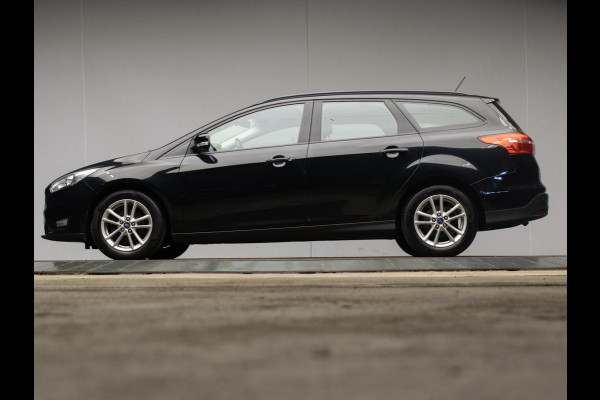 Ford FOCUS Wagon 1.0 Lease Sport Edition (APPLE CARPLAY,NAVI,CRUISE,SPORTSTOELEN,LM VELGEN,PDC,GETINT,NETTESTAAT)