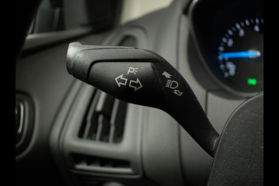 Ford FOCUS Wagon 1.0 Lease Sport Edition (APPLE CARPLAY,NAVI,CRUISE,SPORTSTOELEN,LM VELGEN,PDC,GETINT,NETTESTAAT)
