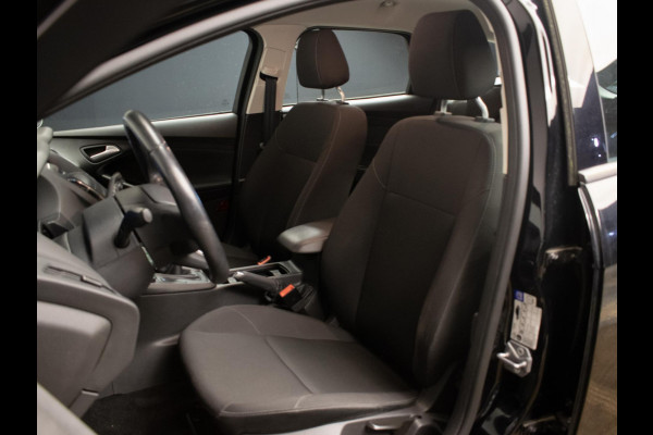 Ford FOCUS Wagon 1.0 Lease Sport Edition (APPLE CARPLAY,NAVI,CRUISE,SPORTSTOELEN,LM VELGEN,PDC,GETINT,NETTESTAAT)