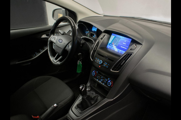 Ford FOCUS Wagon 1.0 Lease Sport Edition (APPLE CARPLAY,NAVI,CRUISE,SPORTSTOELEN,LM VELGEN,PDC,GETINT,NETTESTAAT)