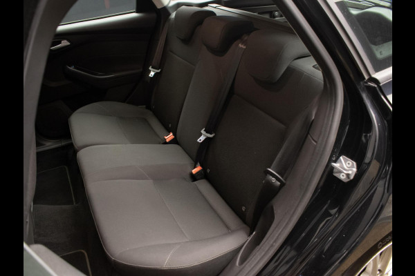 Ford FOCUS Wagon 1.0 Lease Sport Edition (APPLE CARPLAY,NAVI,CRUISE,SPORTSTOELEN,LM VELGEN,PDC,GETINT,NETTESTAAT)