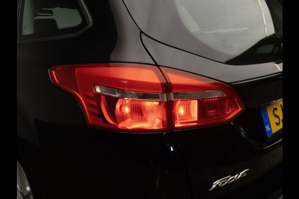 Ford FOCUS Wagon 1.0 Lease Sport Edition (APPLE CARPLAY,NAVI,CRUISE,SPORTSTOELEN,LM VELGEN,PDC,GETINT,NETTESTAAT)