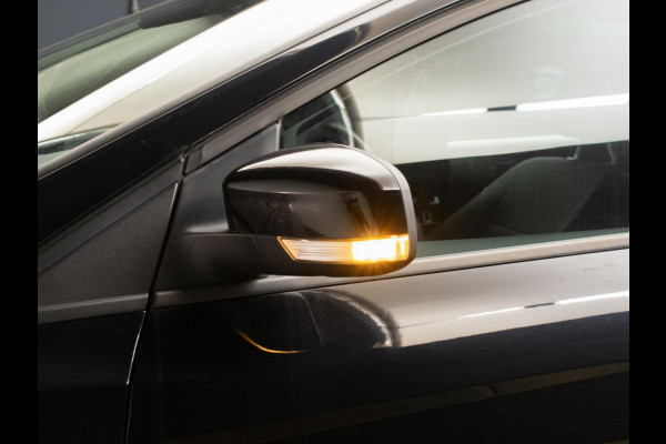 Ford FOCUS Wagon 1.0 Lease Sport Edition (APPLE CARPLAY,NAVI,CRUISE,SPORTSTOELEN,LM VELGEN,PDC,GETINT,NETTESTAAT)