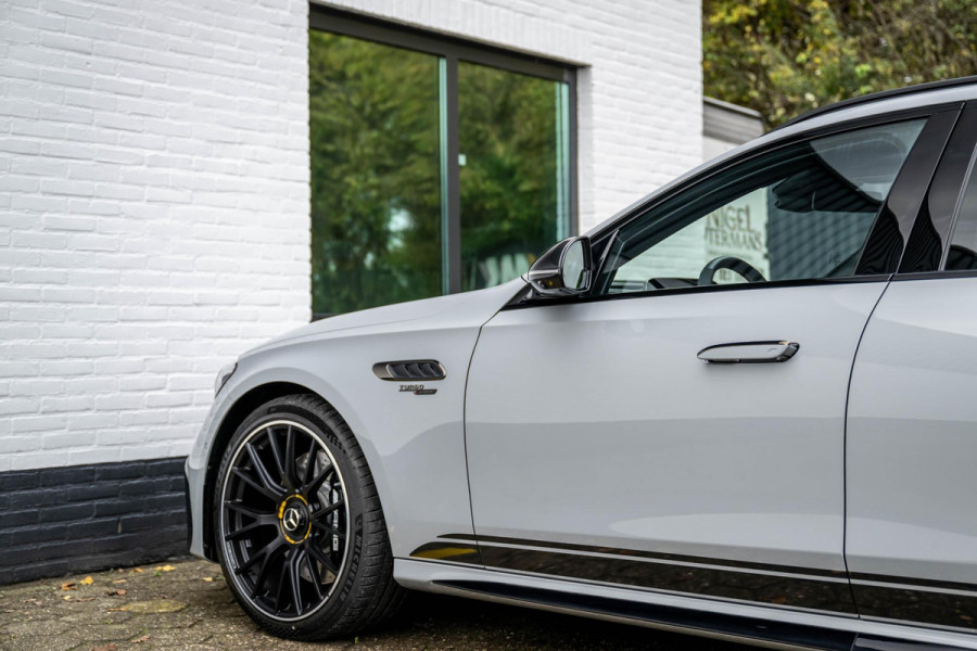 Mercedes-Benz E-Klasse AMG 53 4MATIC+ Edition 1 612pk MANUFAKTUR Mercedes-Benz E-Klasse AMG 53 4MATIC+ Edition 1 612pk MANUFAKTUR