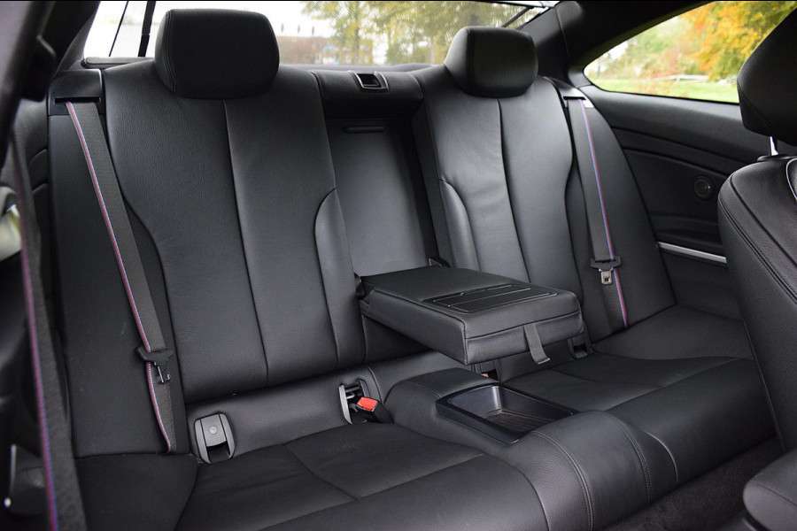 BMW 4 Serie Coupé 420i High Executive*M-Pakket*H&K*Virtual*19"Inch*66Dkm*2e eig*