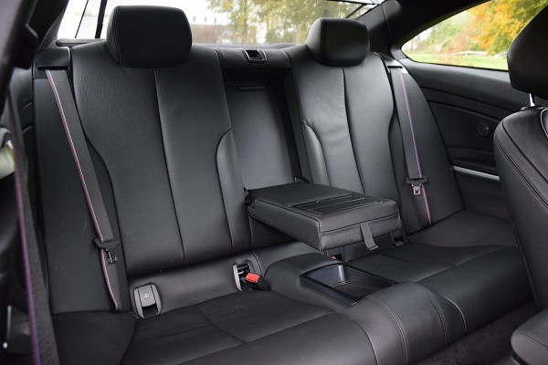 BMW 4 Serie Coupé 420i High Executive*M-Pakket*H&K*Virtual*19"Inch*66Dkm*2e eig*