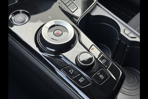 Kia Sportage 1.6 T-GDi HEV DynamicLine | Stoel + Stuurverwarming, Groot scherm, CarPlay, Keyless, 18inch, Parkeersensoren, December 2023 Kia Sportage 1.6 T-GDi HEV DynamicLine | Stoel + Stuurverwarming, Groot scherm, CarPlay, Keyless, 18inch, Parkeersensoren, December 2023