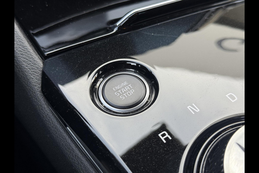 Kia Sportage 1.6 T-GDi HEV DynamicLine | Stoel + Stuurverwarming, Groot scherm, CarPlay, Keyless, 18inch, Parkeersensoren, December 2023 Kia Sportage 1.6 T-GDi HEV DynamicLine | Stoel + Stuurverwarming, Groot scherm, CarPlay, Keyless, 18inch, Parkeersensoren, December 2023