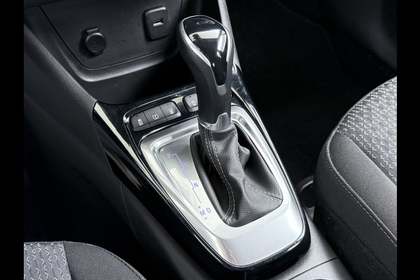 Opel Crossland T 131PK AUT-6 Apple Carplay Android Auto Navi* Ecc Cruise Control Camera Stoel+Stuurverwarming Pdc Elegance DAB Bluetooth Lane Assist Led Winter Pakket Parkeer Pakket Mooie en complete Opel Crossland! € 32.000 nieuw! EURO6